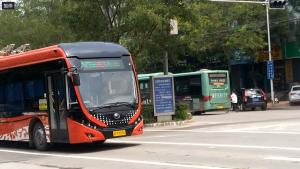区间902路（摄于清苑）