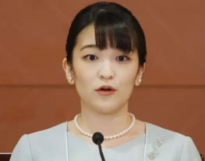 小室真子