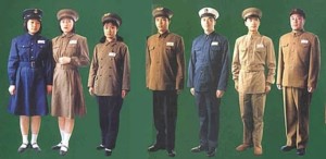穿50式军装的军人