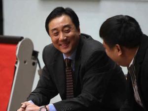 王非