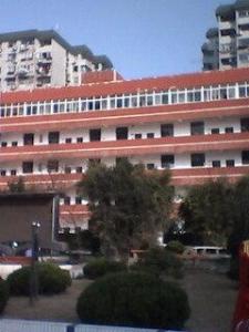 学校侧面