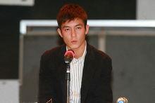 陈冠希在记者会现场道歉
