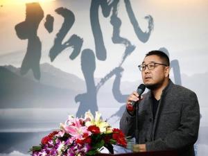 李学伟