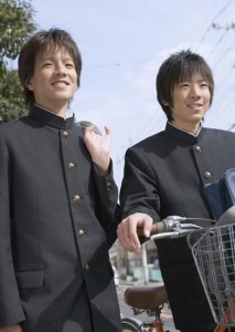 校服