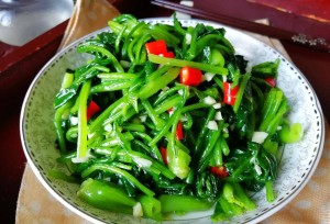 凉拌菠菜