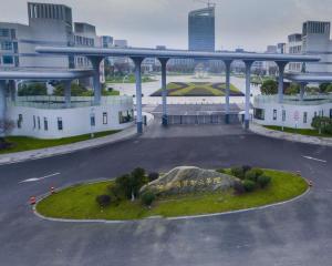 江苏商贸职业学院(图1) 江苏商贸职业学院(图1)