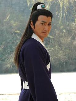 何家劲饰演的展昭