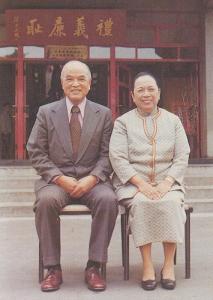 铭传大学创办人：包德明、李应兆博士