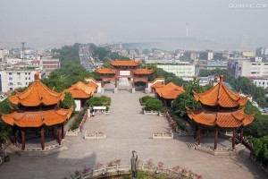 黄鹤楼俯瞰武汉长江大桥