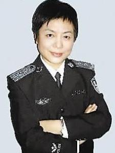 李玫瑾