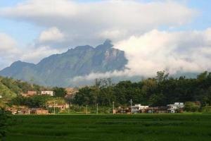 石马嘶风