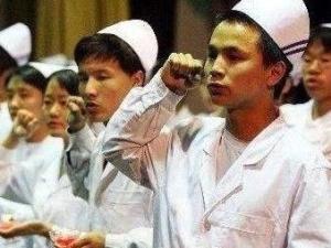 男护士