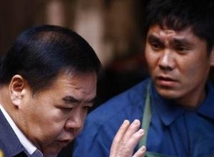 《外乡人》图片