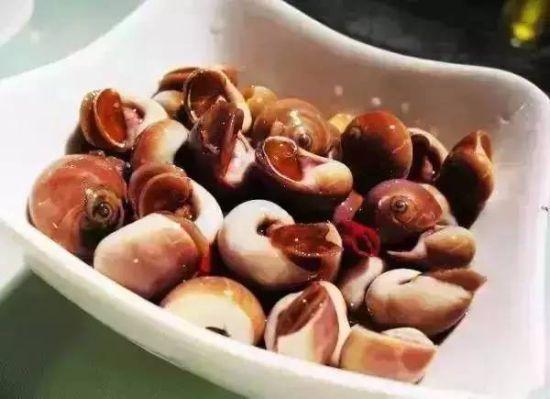 全部版本 历史版本  上海市的糟田螺是著名的特色风味小吃.