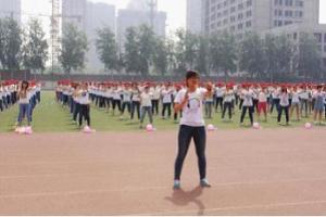 全国50座城市快闪手语舞《爱》