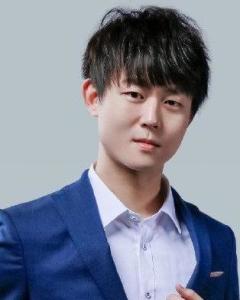 张博皓,id:poppy,现担任lng英雄联盟分部主教练.