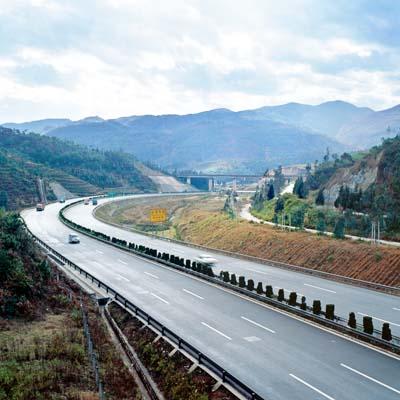 高速(元江——磨黑),通建高速(通海——建水),玉江高速(玉溪——江川)