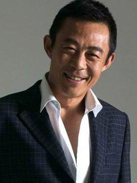 侯勇