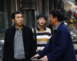 《外乡人》图片