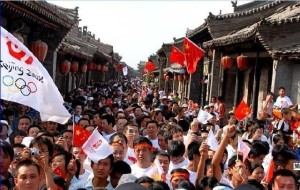 万人空巷