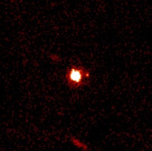 阋神星