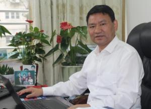 谭蔚泓院士