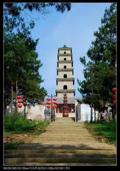 藕塘镇位于定远县东南30公里处,南与滁州市南谯区接壤,西与本县界牌集