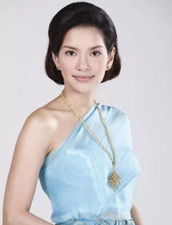 拉媪( 拼塔安 饰)