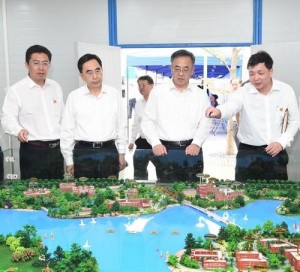 胡春华同志来校调研