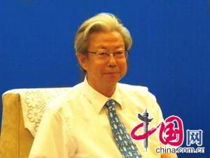 我自己的孙子喝的就是国产奶