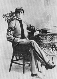 约1899年，学生时代的麦克阿瑟。
