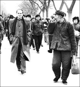 上世纪80年代初，皮尔·卡丹在中国