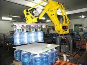 桶装水生产图
