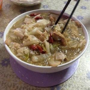 猪肉烩酸菜