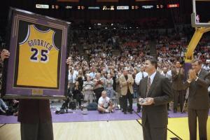 球衣退役仪式 球衣退役仪式