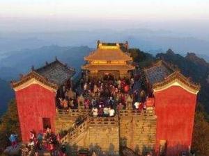 武当山金顶