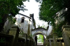 修文龙冈书院