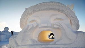 内蒙古自治区呼伦贝尔海拉尔冰雪节的雪雕