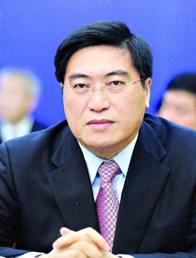 张光清,湖北省洪湖人,曾先后担任武汉市公安局党副局长,武昌区人大