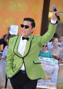 2012年9月14日PSY在NBC《TODAY》节目中表演