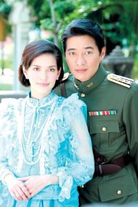 Kong因花环夫人特博一角被中国观众熟知