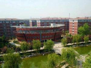 山东工业大学