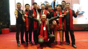 王伟波在商会联谊会