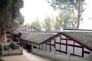 琴泉寺