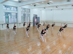 琼台师范学院图册