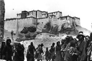 1938年德国人拍摄的桑珠孜宗堡