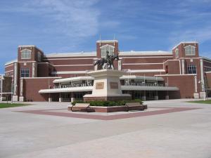 北达科他大学