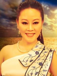 杜春梅风采照
