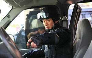 《特警英雄》剧照