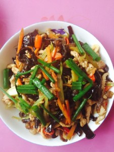 木耳肉丝怎么炒才嫩 300